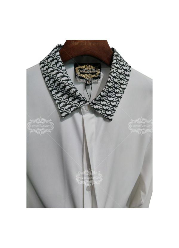 เสื้อเชิ้ตตัดแต่งอักษรย่อสีขาว | ปลอกคอเพื่อการพักผ่อน