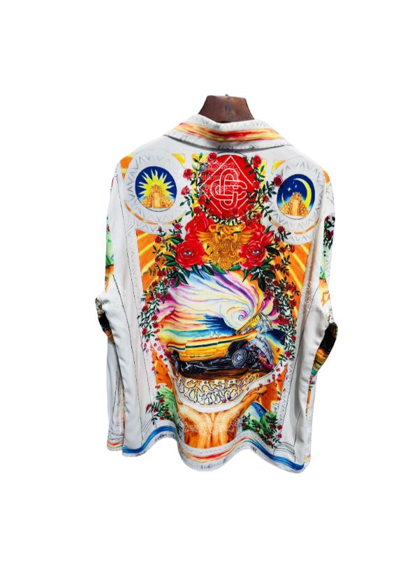 เสื้อยืดตราสัญลักษณ์ Luxe Crest สีขาวสีเขียวธรรมชาติ | เดอะ แกลเลอรี ลักซ์