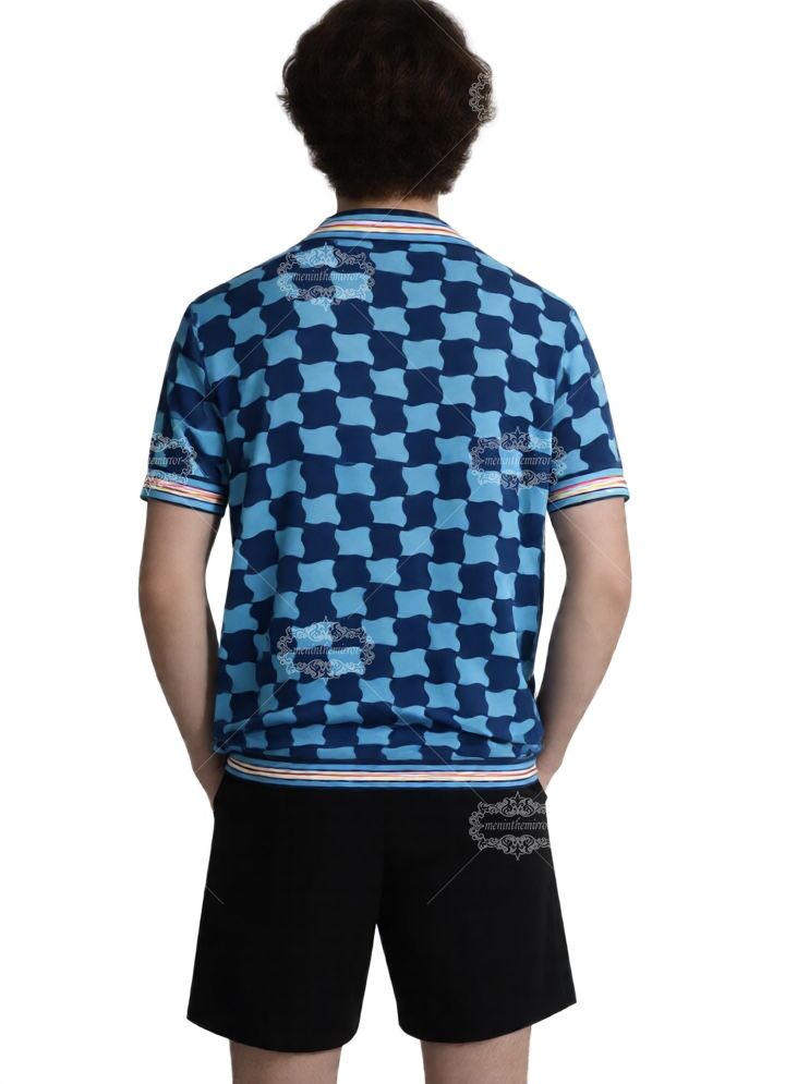 เสื้อเชิ้ตลายเรขาคณิตเมดิเตอร์เรเนียน | อควาบลูสถาปัตยกรรมรีสอร์ท