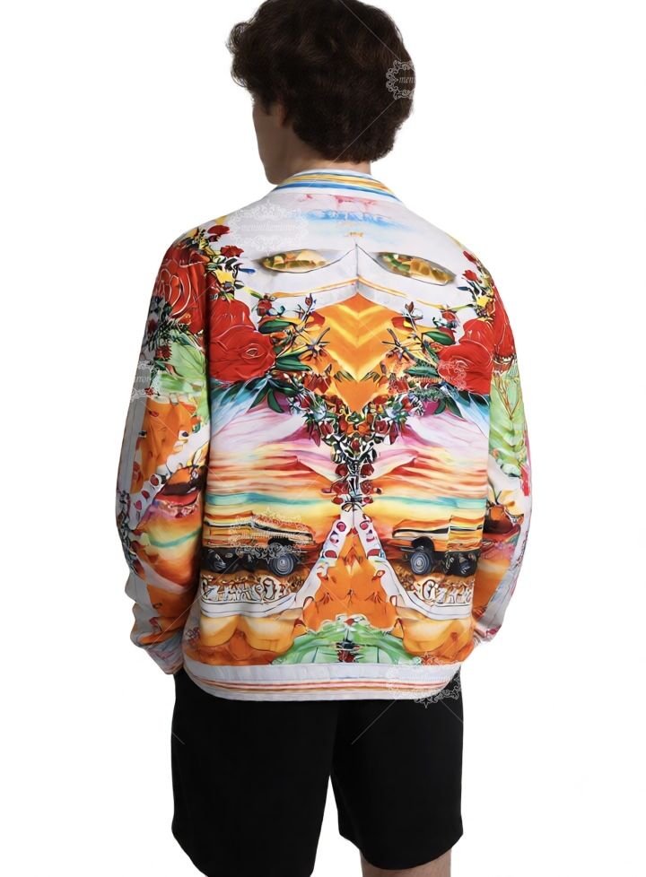 เสื้อยืดตราสัญลักษณ์ Luxe Crest สีขาวสีเขียวธรรมชาติ | เดอะ แกลเลอรี ลักซ์