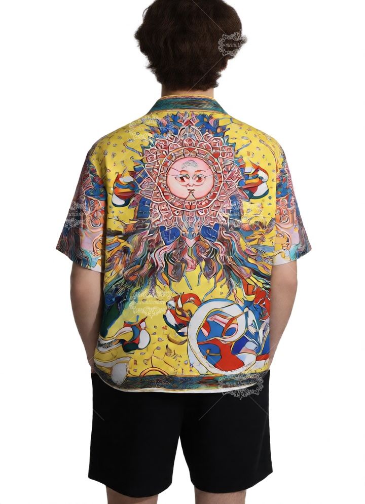 Vibrant Sun God & Sundial Print Shirt | กางเกงขาสั้น Luxe Yellow Baroque